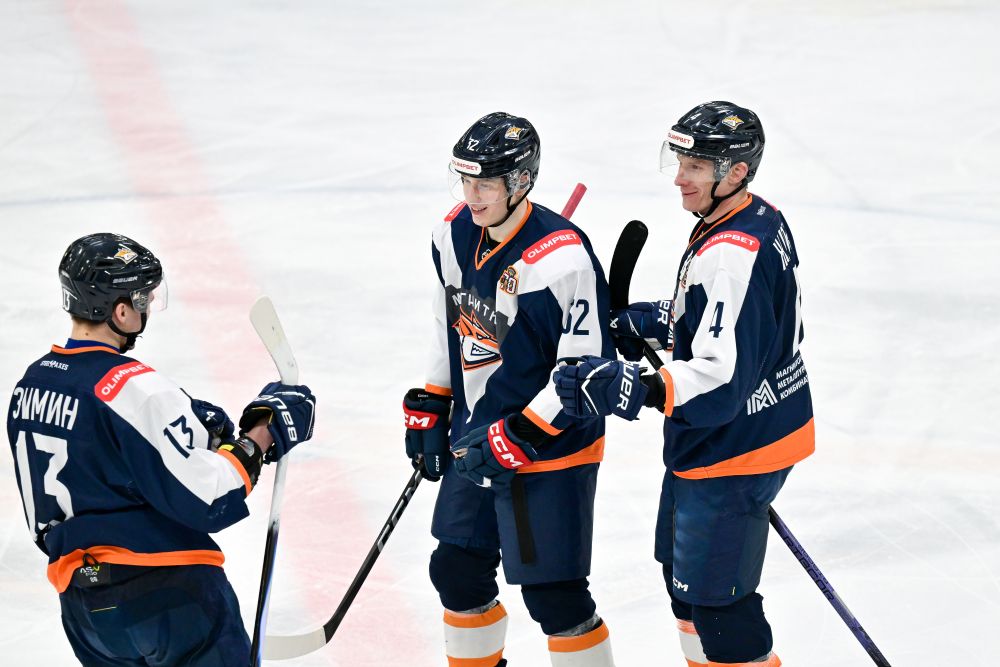 Уверенная победа на домашнем льду: «Магнитка» одолела «Буран»